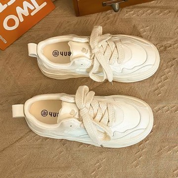 香港潮牌小眾原創設計小白鞋女2025年新款百搭街拍休閑大頭鞋板鞋