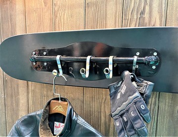 SLOW & LOW 純手工滑板掛衣架 (可客製化及繪製Pinstripes)