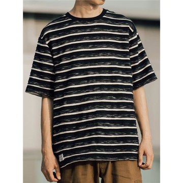 Kizzles Rough Stripes Tee 凹凸質感條紋短袖T恤