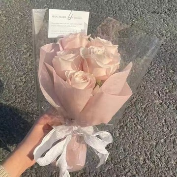 台灣出貨💙純潔玫瑰花束成品仿真永生花教師情人節送女朋友生日禮物禮物假花