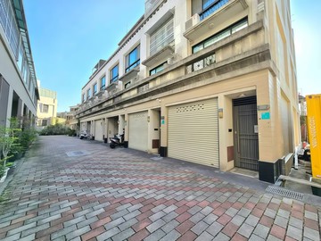 住商小高｜山豐海富．德南商圈輕齡傳統車墅｜台南市仁德區德南路