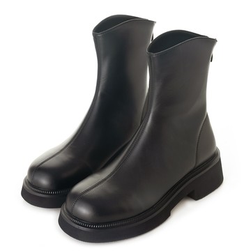 優雅簡約極致輕量厚底短靴  黑  GB596BK