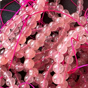 拾悦手作材料/顏色淺沒什麼草莓籽且隨機出貨不挑選/7-9mm+左右/俄羅斯產天然草莓晶半成品手串/手珠/DIY半成品現貨