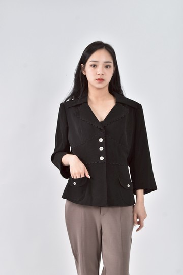 (L) elina createur秋冬波紋黑色外套