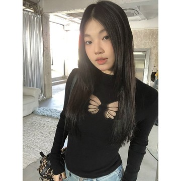 【 𝑭𝒍𝒐𝒘𝒆𝒓𝒔𝒆𝒂】獨特穿搭漂亮!鏤空半高領T恤 辣妹 美式 內搭 純慾風上衣 修身上衣