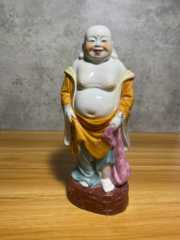 早期老瓷造像，彌勒佛，開臉圓潤飽滿，哈哈大笑，笑口常開，非常