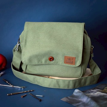 真愛日本 宮崎駿 吉卜力 天空之城 冒險旅程 故事集 刺繡側背包 包包 巴魯 側背包 肩背包 斜背包 帆布斜背包