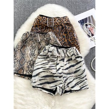 2025秋冬韓版時尚氣質高腰顯瘦亮片性感豹紋闊腿短褲女休閑靴褲女