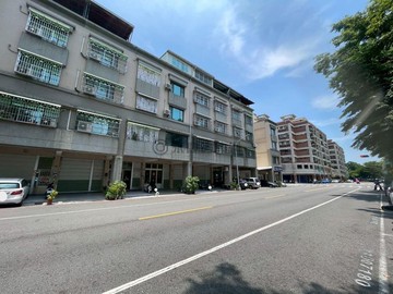 楠梓科技園區｜臨約17米路黃金店住稀有釋出！｜高雄市楠梓區秀群路