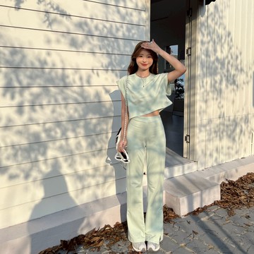 【Aries實拍】短版背心+側拉鍊後鬆緊修身長褲 (兩件式套裝) 4色現貨 多巴胺 長褲 套裝 短版 背心 顯瘦 休閒褲