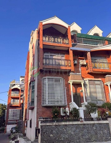 大雅路邊間三車庫歐式別墅｜嘉義市東區大雅路一段