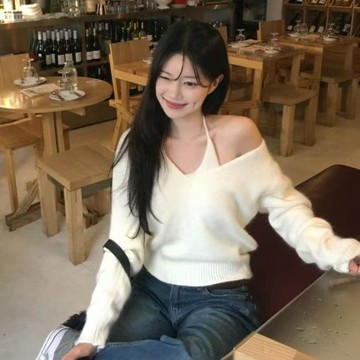 【夏天Summer】🔥設計感毛衣 V領套頭針織衫 秋冬季新款 寬鬆慵懶風 溫柔風掛脖 辣妹上衣內搭 小香風吊帶兩件套