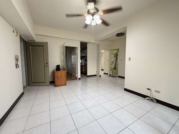 楠梓日月光德賢商圈採光三房 -近楠梓加工區｜高雄市楠梓區德賢路