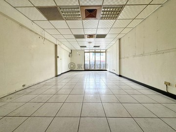 樹孝中山商圈旁4樓騎樓式透天店舖｜台中市太平區新明街