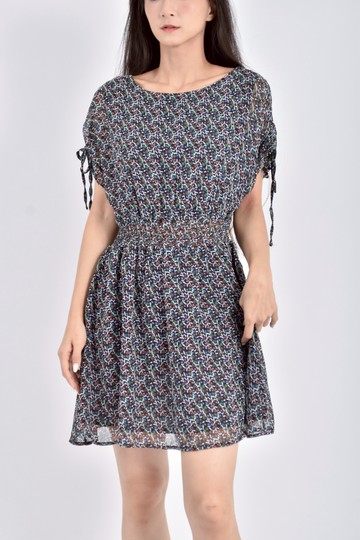 (S) in groove棉質鬆緊腰黑色洋裝