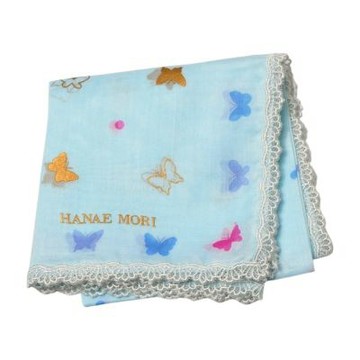 Hanae Mori 日本製閃彩蝴蝶蕾絲滾邊圖騰字母LOGO帕領巾(淺水藍/50CM)