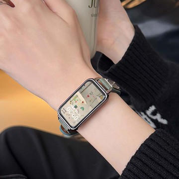 免運🔥適用華爲手環10錶帶牛仔個性9/8/7/6pro運動透氣小衆春夏時尚腕帶不氧化 透氣 舒適 防水錶帶 運動錶帶