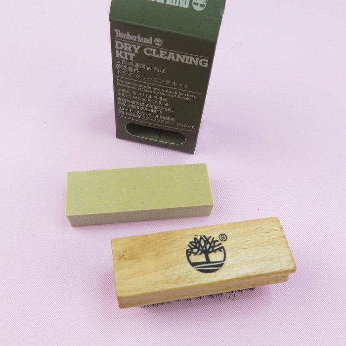 Timberland dry hot sale cleaning kit