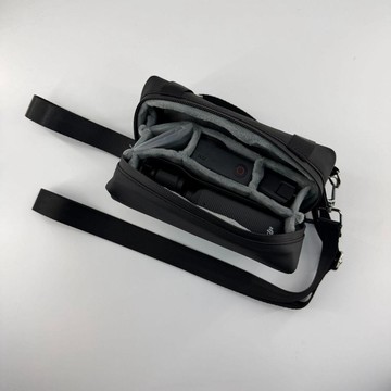 🚗大疆防水收納包 兼容多機型設計 大容量收納空間 方便攜帶出遊 適合戶外運動使用 攝影器材保護 成人攝影愛好者 首選