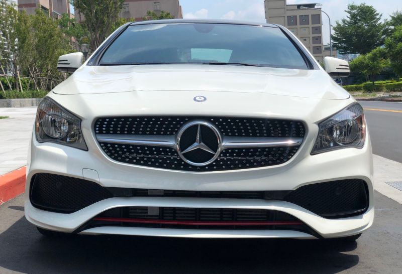 [訂金賣場]現車在店 2017 Mercedes-Benz Cla250