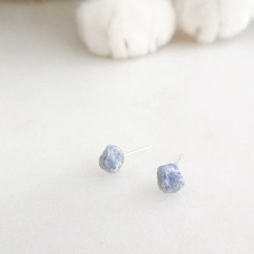 / 小金平 / 不規則藍晶石925純銀原石耳環