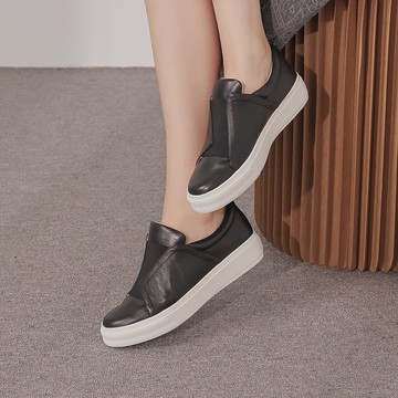 斜面閃電-拼接休閒鞋-黑色