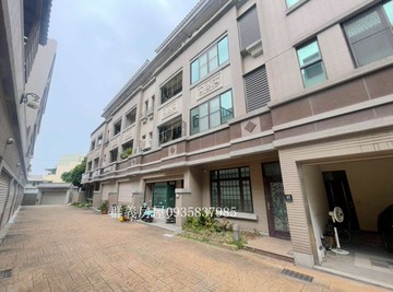 清水/藝術特區旁/大地坪車庫別墅 ｜台中市清水區華江北街