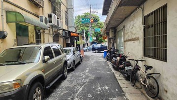 忠貞市場邊間透天(需整理)｜桃園市中壢區龍東路