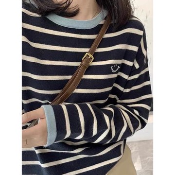 笑臉刺繡撞色條紋上衣毛衣秋冬復古洋氣內搭打底衫舒適長袖針織衫
