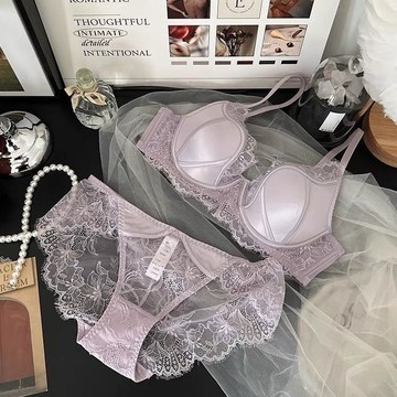 栗秋【】法式緞面蕾絲性感有鋼圈內衣套裝聚攏文胸上托收側乳防下垂甜辣