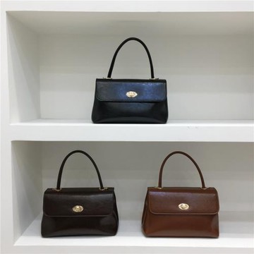 小臟柜 高級質感小眾簡約復古翻蓋鎖扣手提小方包單肩斜挎郵差包