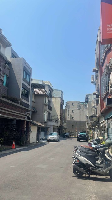 竹北光明商圈大地坪絕版唯一全新電梯別墅｜新竹縣竹北市光明二街