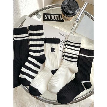 黑白長襪子女潮春秋季純棉韓版運動襪條紋中筒襪高筒堆堆襪秋冬款