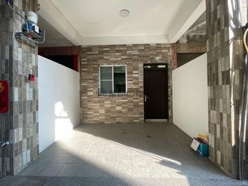 瑞隆商圈雙輕軌站正街翻新公寓店舖1+2樓｜高雄市前鎮區瑞西街