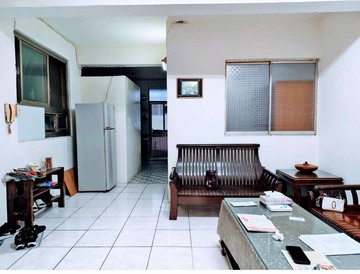 小港R3捷運旁漂亮3房公寓3樓｜高雄市小港區店中路