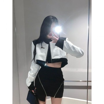 短裙女  夏季新款設計感  短款皮衣外套女  黑色鏤空上衣  高腰半身裙三件套 D7NP