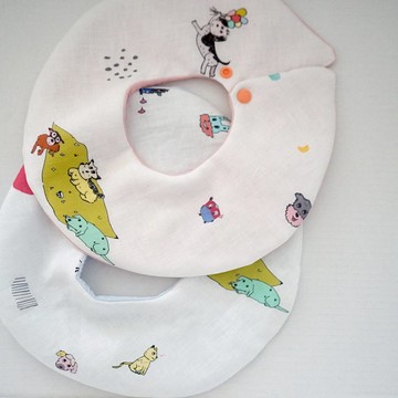 Yinke 接一口愛印花手工製作雙面 嬰兒口水巾/ 手作圍兜兜 新生兒