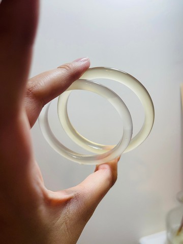 兔寶頑石//玻璃體馬達加斯加玉髓 內徑54mm+