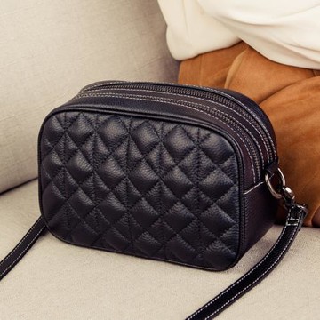 包包2025新款潮小清新菱格寬帶斜挎包女士時尚真皮單肩包女小包包