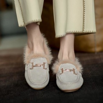 豆豆鞋2024年新款女秋冬加絨保暖棉鞋平底單鞋時尚百搭網紅毛毛鞋