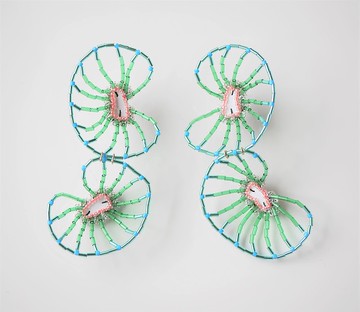 tsububu / 珠飾刺繡 / 植物 / 耳環 / 耳夾 / 睡蓮 / 綠色