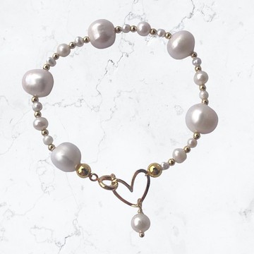 天然珍珠綴小金珠設計款手鍊