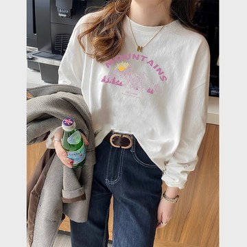 氣質上衣！  圓領寬鬆T恤女  純棉長袖T恤女  長T 秋冬打底衫  內搭外穿  高品質印花T恤  女生上衣 基礎款XH