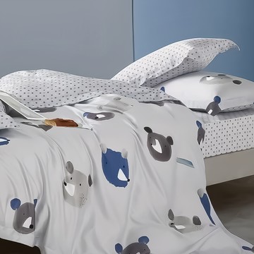 Roxanne 柔瑟家居 40支100%純天絲TENCEL 35公分加大床包四件式全鋪棉床包組  床包188 x 182cm 兩用被套212 x 182cm 枕套72 x 45cm  追夢熊  被子 + 床墊套 + 枕套組