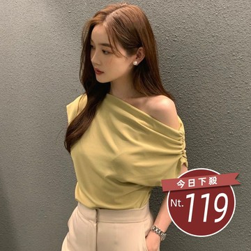 【台灣發貨】韓版法式氣質斜肩露肩短袖上衣 衣服 女裝 t恤 短袖t恤 上衣【T603】
