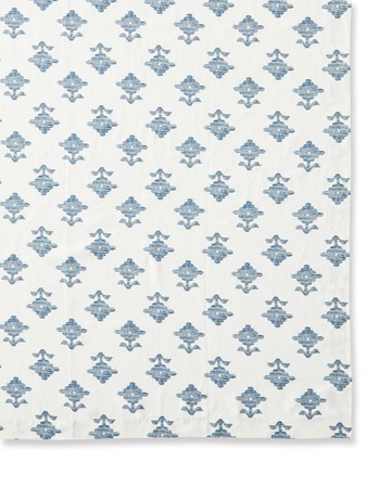 Rubia Linen Tablecloth, 70" x 144"