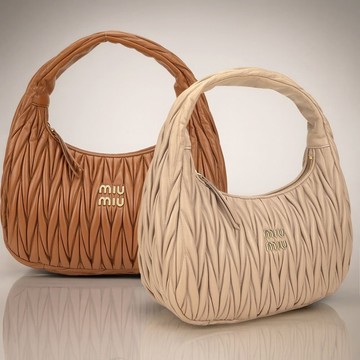 miu miu Wander Matelasse 30CM 皺褶納帕皮革肩背包-2色可選