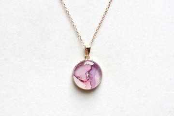 樹脂藝術 圓形墜飾・花的色彩是