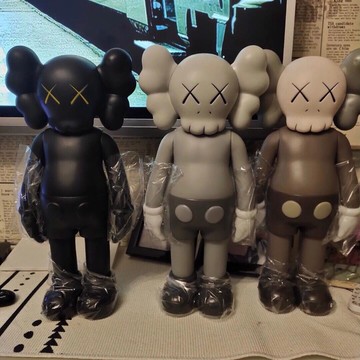 現貨潮玩公仔kaws20公分3隻 贈大娃
