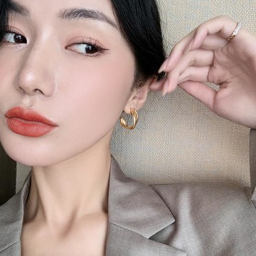 港風圈圈耳環女時尚設計年新款潮耳圈高級感個性網紅圓圈耳飾